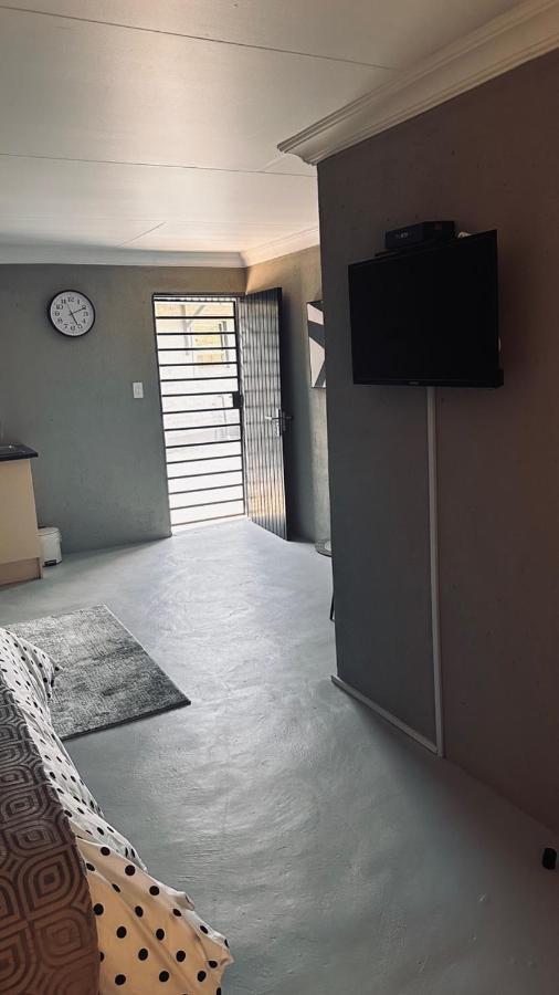 One Home Pretoria-Noord エクステリア 写真